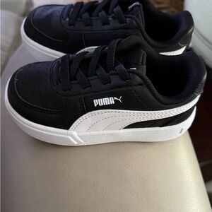 Puma kids Toddler  Black and White Low-Top Sneakers